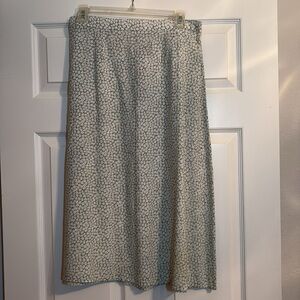 Vintage Studio Green and Shite Spring Summer Floral Print Skirt - large